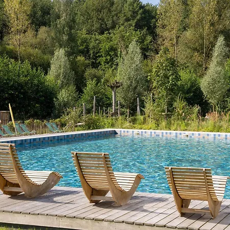 Prázdninový dům Bungalow With Pool Access