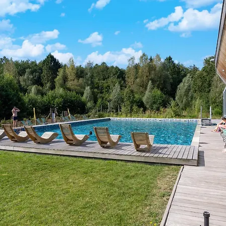 Prázdninový dům Bungalow With Pool Access