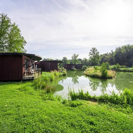 Bungalow With Pool Access Antoing